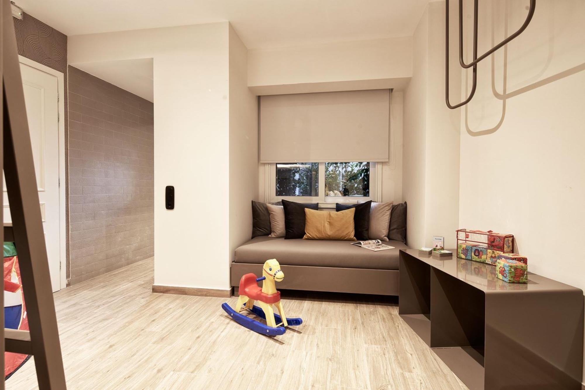 เอเธนส์ 4 Hotel ภายนอก รูปภาพ