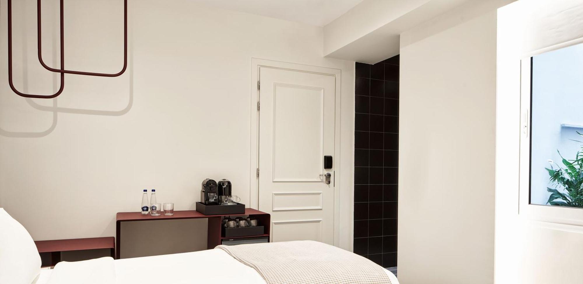 เอเธนส์ 4 Hotel ภายนอก รูปภาพ