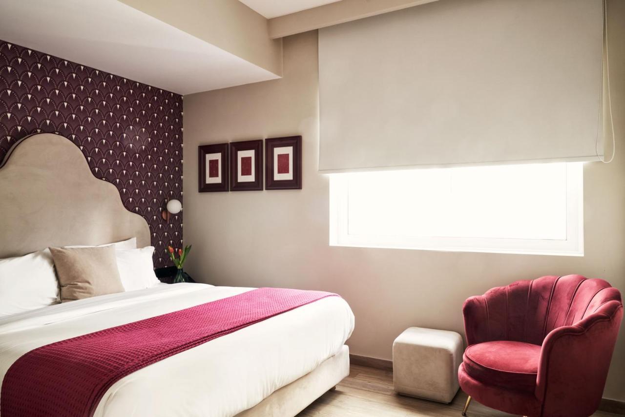 เอเธนส์ 4 Hotel ภายนอก รูปภาพ