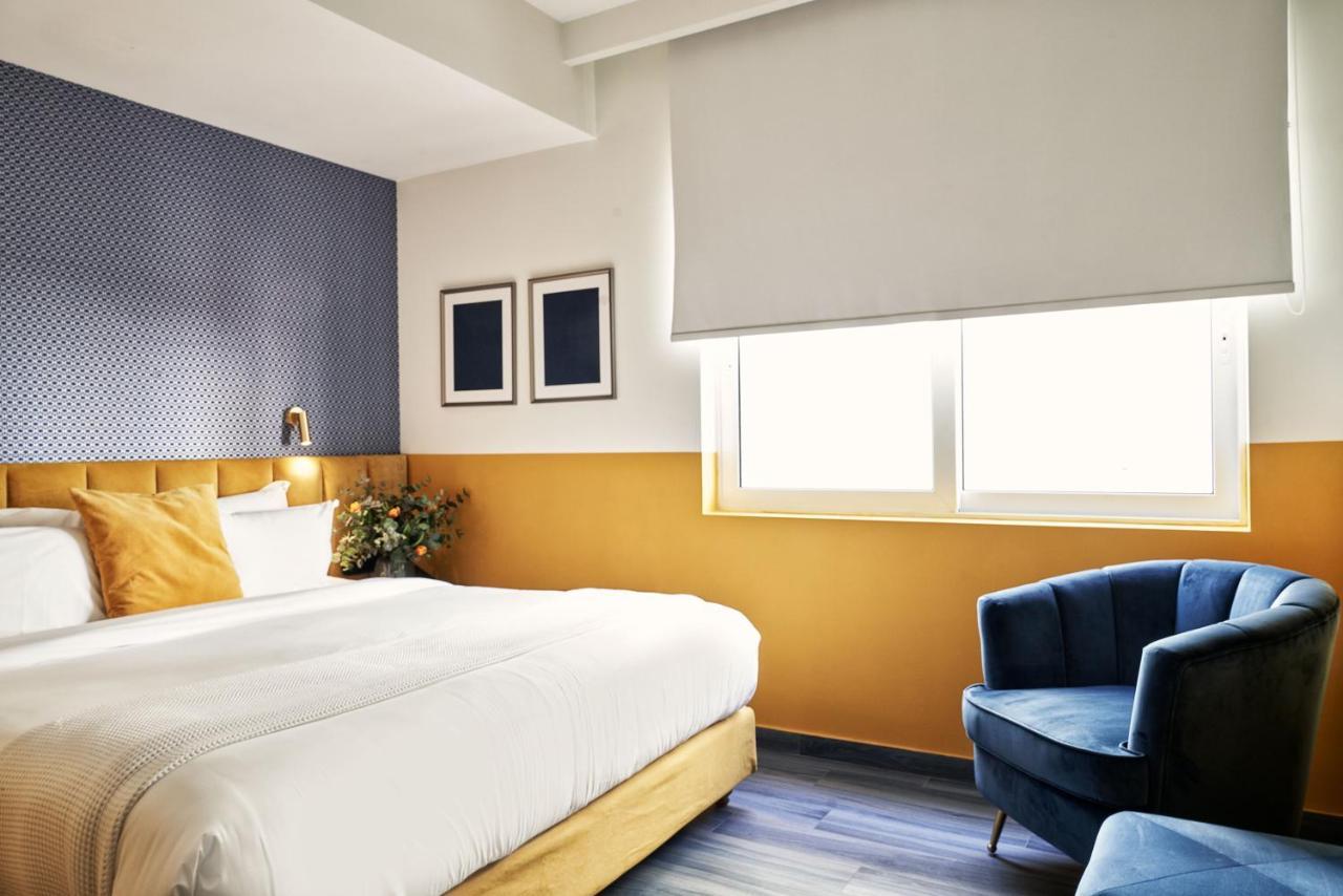 เอเธนส์ 4 Hotel ภายนอก รูปภาพ
